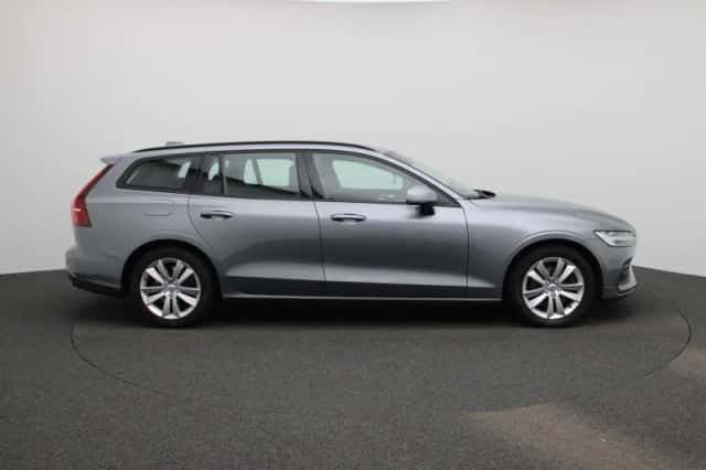 Volvo V60 (2021) thumbnail 6
