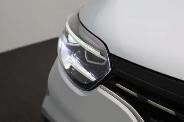 Renault Kadjar (2021) thumbnail 30