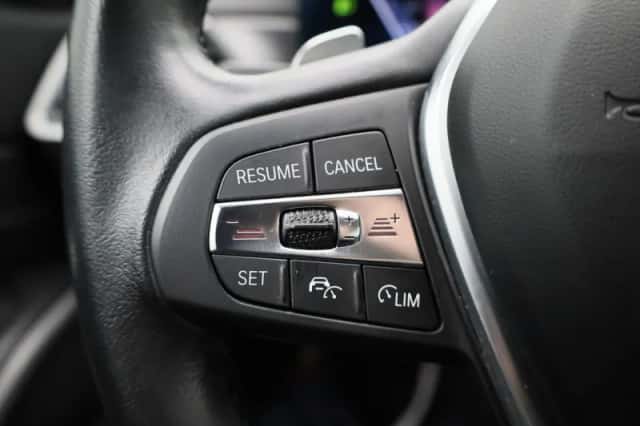 BMW 3-Serie (2023) thumbnail 25