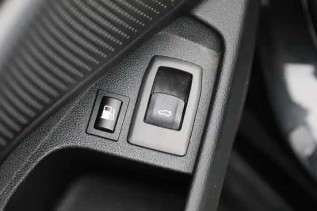 BMW 3-Serie (2023) thumbnail 38