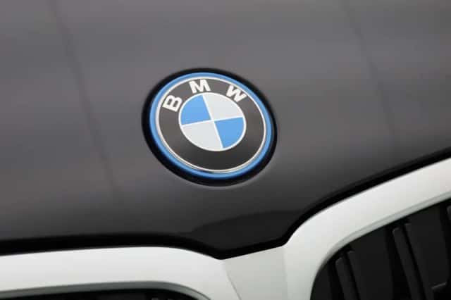 BMW 3-Serie (2023) thumbnail 41