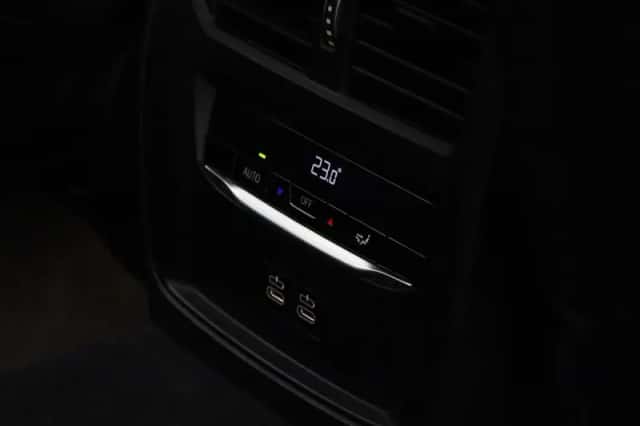 BMW 3-Serie (2023) thumbnail 43