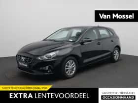 Hyundai i30 (2021) thumbnail 1