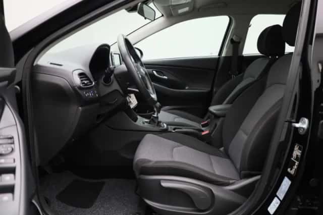 Hyundai i30 (2021) thumbnail 11