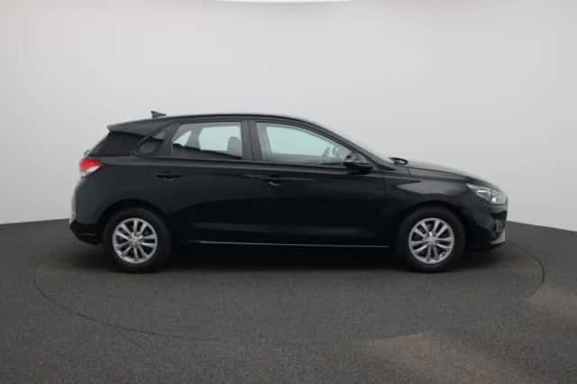 Hyundai i30 (2021) thumbnail 6