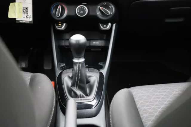 Kia Picanto (2021) thumbnail 10