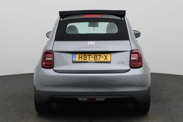 Fiat 500C (2022) thumbnail 5