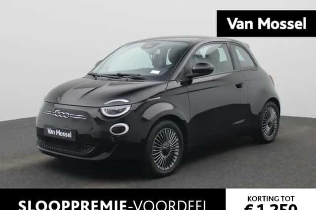 Fiat 500 (2022) thumbnail 1