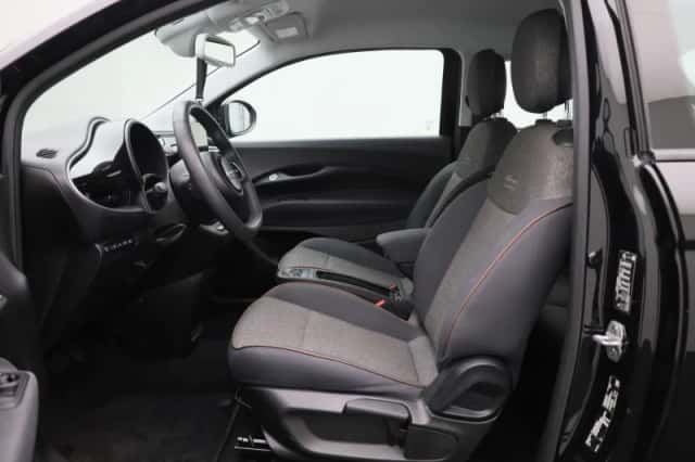 Fiat 500 (2022) thumbnail 11
