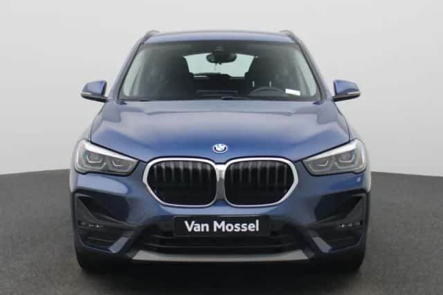 BMW X1 (2022) thumbnail 3