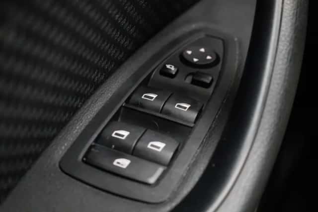 BMW X1 (2022) thumbnail 30