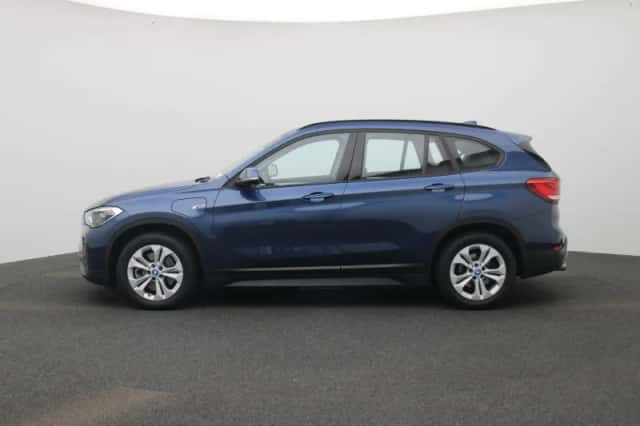 BMW X1 (2022) thumbnail 4