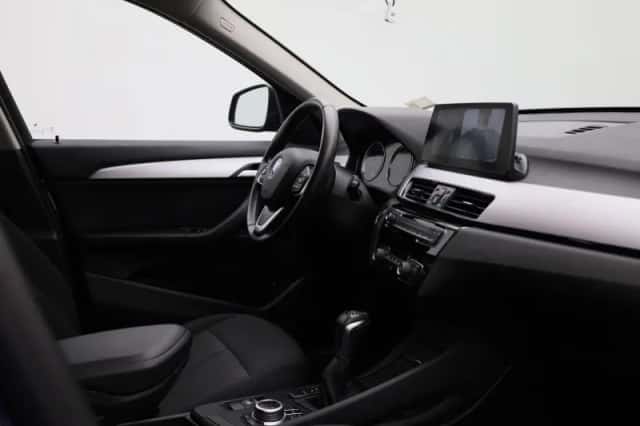 BMW X1 (2022) thumbnail 32