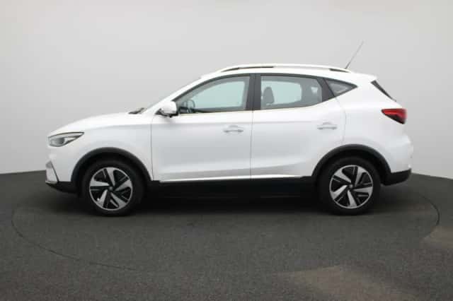 MG ZS EV (2023) thumbnail 4
