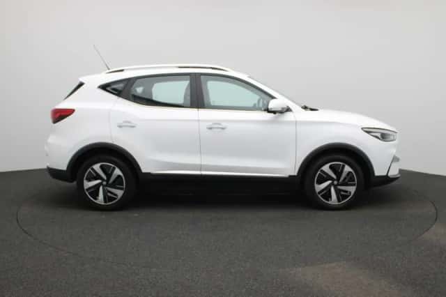 MG ZS EV (2023) thumbnail 6
