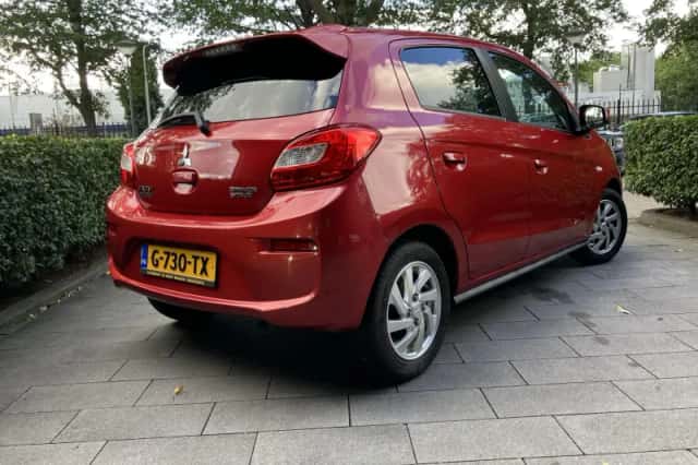 Mitsubishi Space Star (2019) thumbnail 2