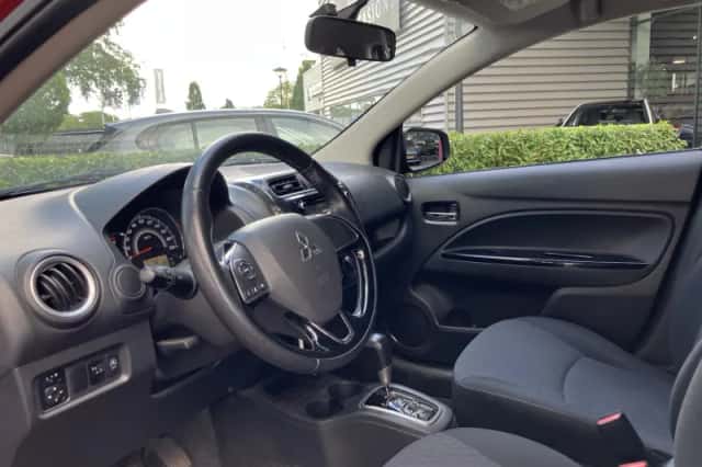 Mitsubishi Space Star (2019) thumbnail 3