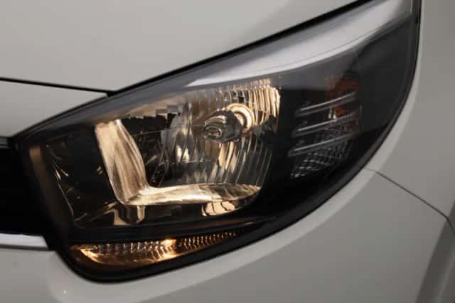 Kia Picanto (2022) thumbnail 13