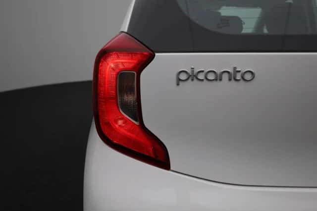 Kia Picanto (2022) thumbnail 29