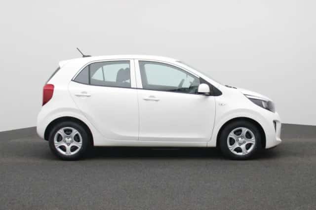 Kia Picanto (2022) thumbnail 6