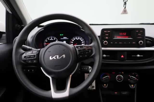 Kia Picanto (2022) thumbnail 7