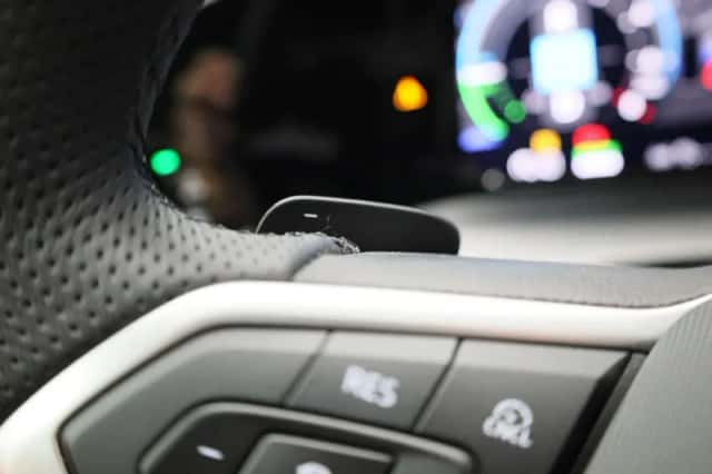 Volkswagen Golf (2024) thumbnail 22