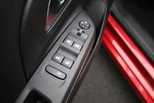 Opel Corsa (2021) thumbnail 24