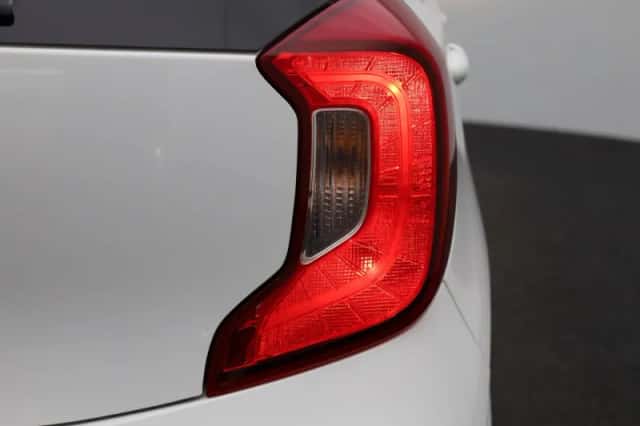 Kia Picanto (2021) thumbnail 31