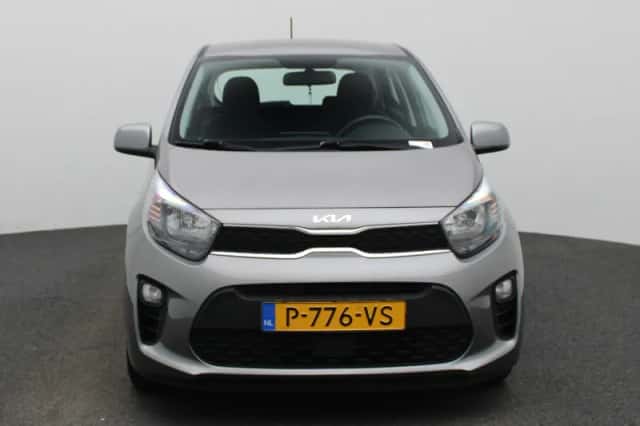 Kia Picanto (2022) thumbnail 3