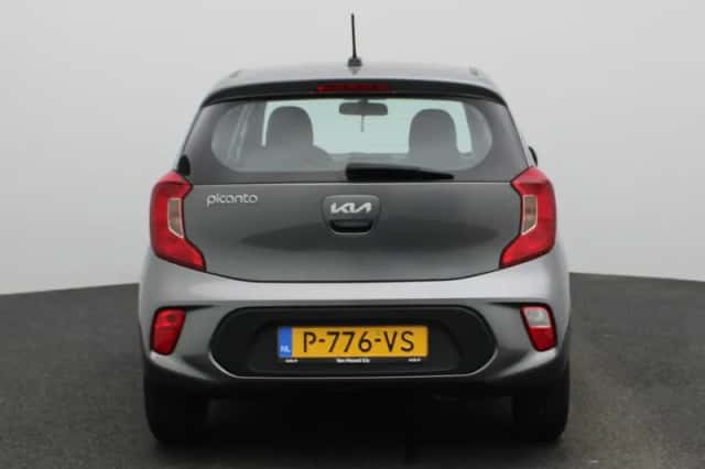 Kia Picanto (2022) thumbnail 5