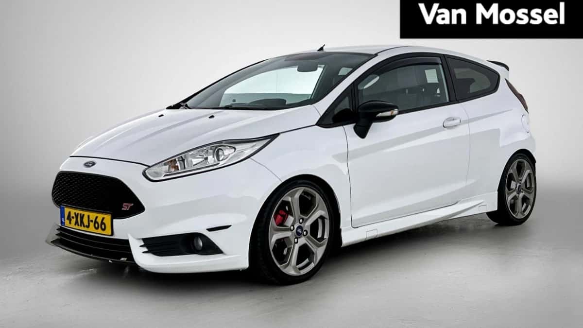 Ford Fiesta — foto 1