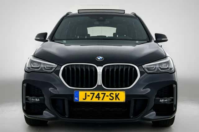 BMW X1 (2020) thumbnail 5