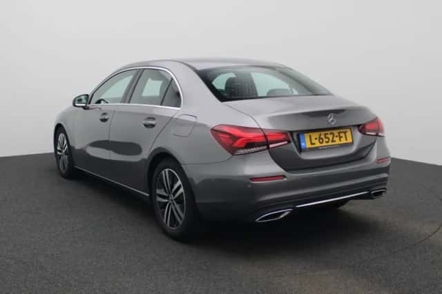 Mercedes-Benz A-Klasse (2021) thumbnail 2
