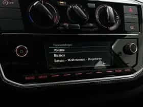 Volkswagen Up! thumbnail 7