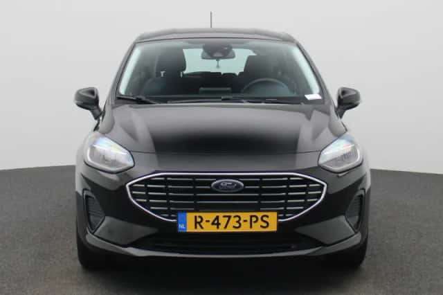 Ford Fiesta (2022) thumbnail 3