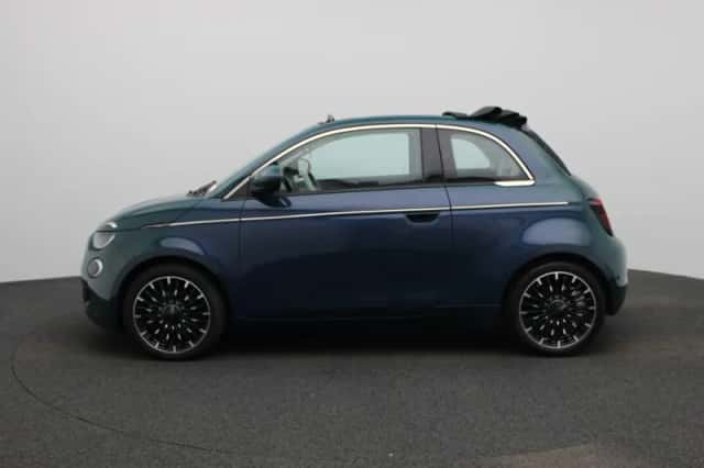 Fiat 500C (2023) thumbnail 4