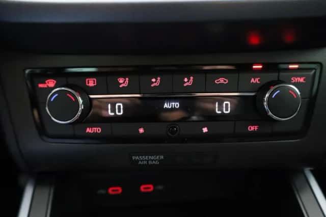 SEAT Arona (2021) thumbnail 19