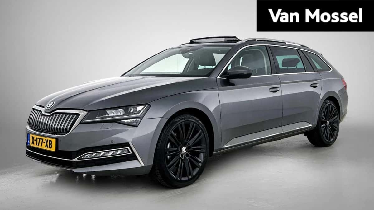 Škoda Superb — foto 1