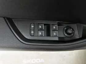 Škoda Superb thumbnail 37
