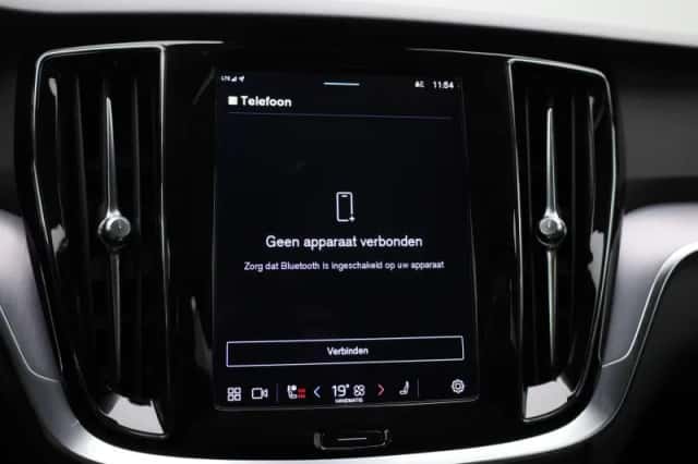 Volvo V60 (2022) thumbnail 27