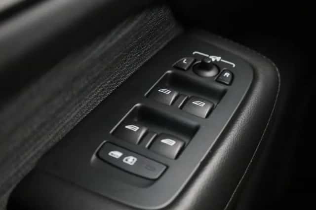 Volvo V60 (2022) thumbnail 31