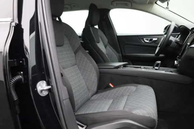 Volvo V60 (2022) thumbnail 34