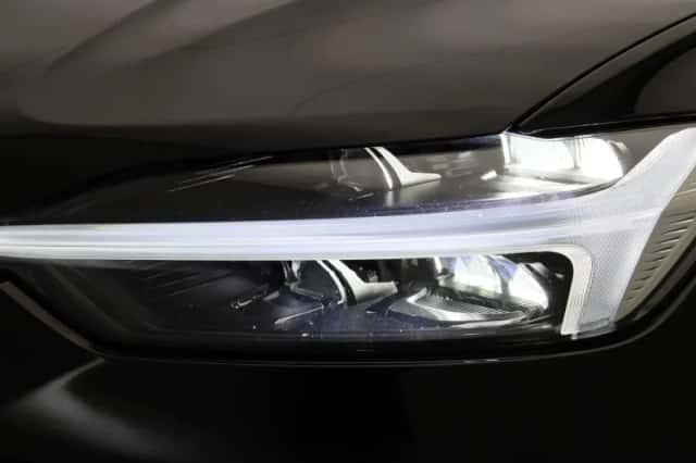 Volvo XC60 (2021) thumbnail 14