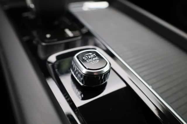 Volvo XC60 (2021) thumbnail 23