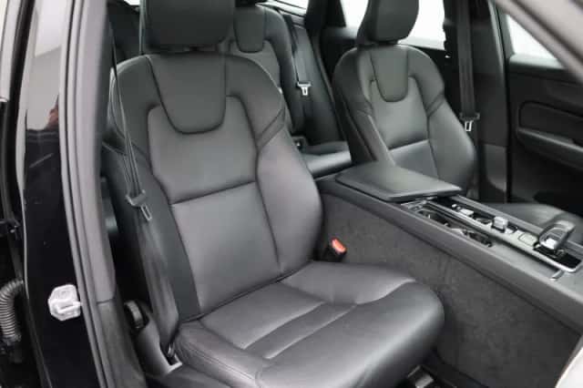 Volvo XC60 (2021) thumbnail 34