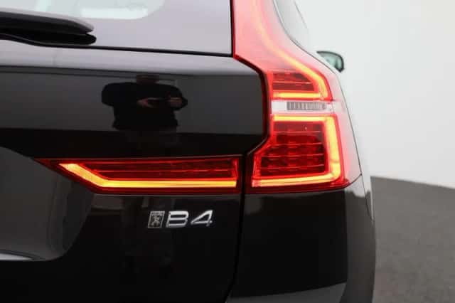 Volvo XC60 (2021) thumbnail 35
