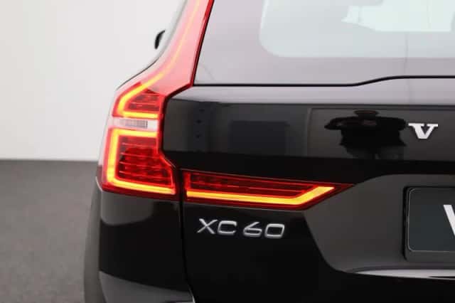 Volvo XC60 (2021) thumbnail 37