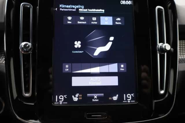 Volvo XC40 (2022) thumbnail 27