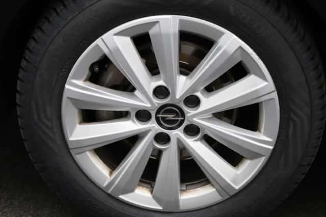 Opel Astra (2023) thumbnail 11