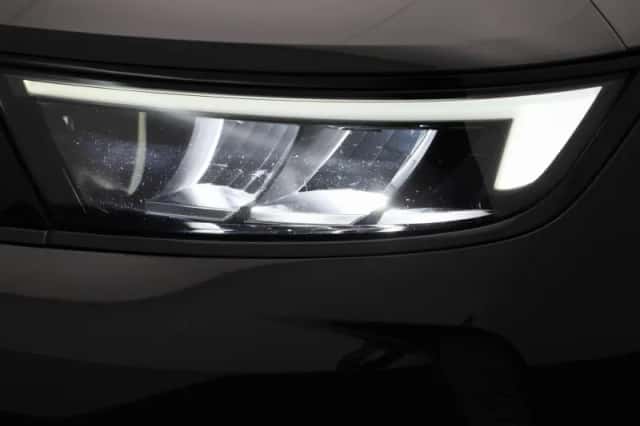Opel Astra (2023) thumbnail 12